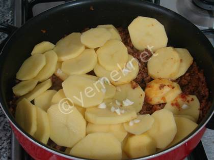 Kıymalı Patates Yemeği